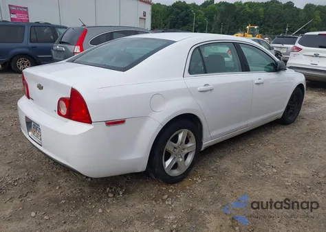 2009 Chevrolet Malibu Ls z USA, uszkodzony, nr VIN 1G1ZG57B89F140355